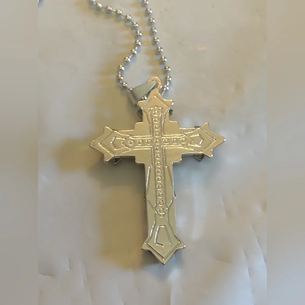 New men's cross necklace